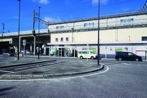 JR湖西線「和邇」駅<br />
<br />
徒歩14～15分